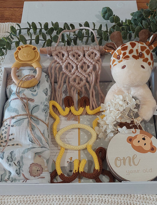 Jungle Theme Baby Gift Box - unisex neutral