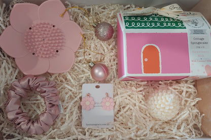 Sweet in Pink Sienna Grace Hamper Gift Box