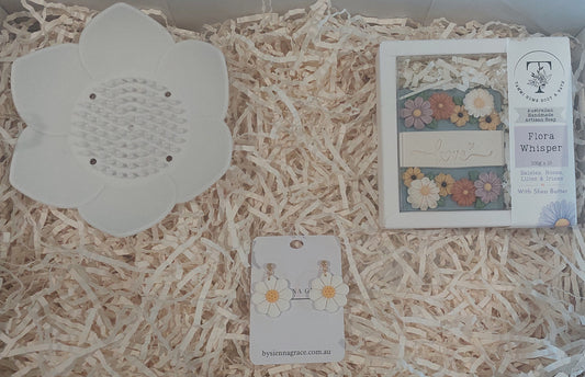 Mini Daisy Hamper Gift Box
