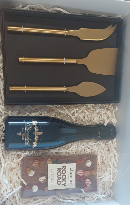 Sip and Savour Essentials Mini Hamper