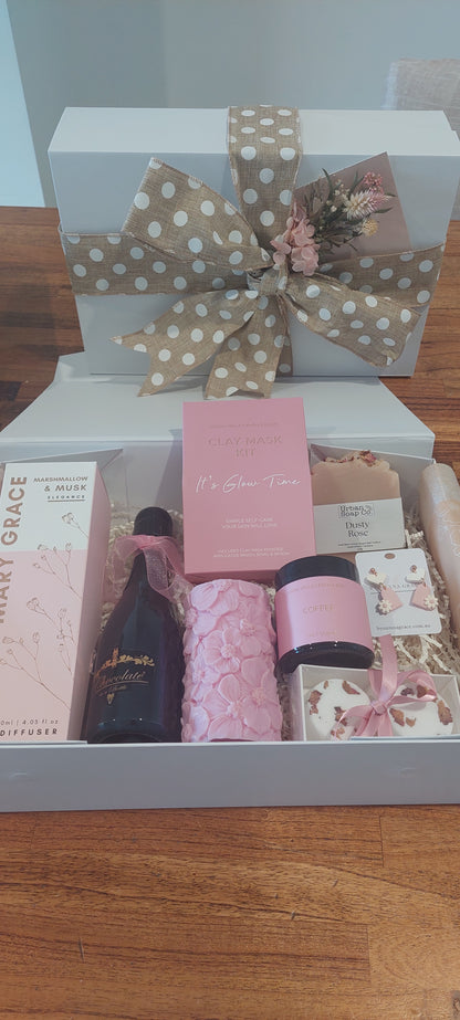 Pretty Deluxe Mother’s Day gift box