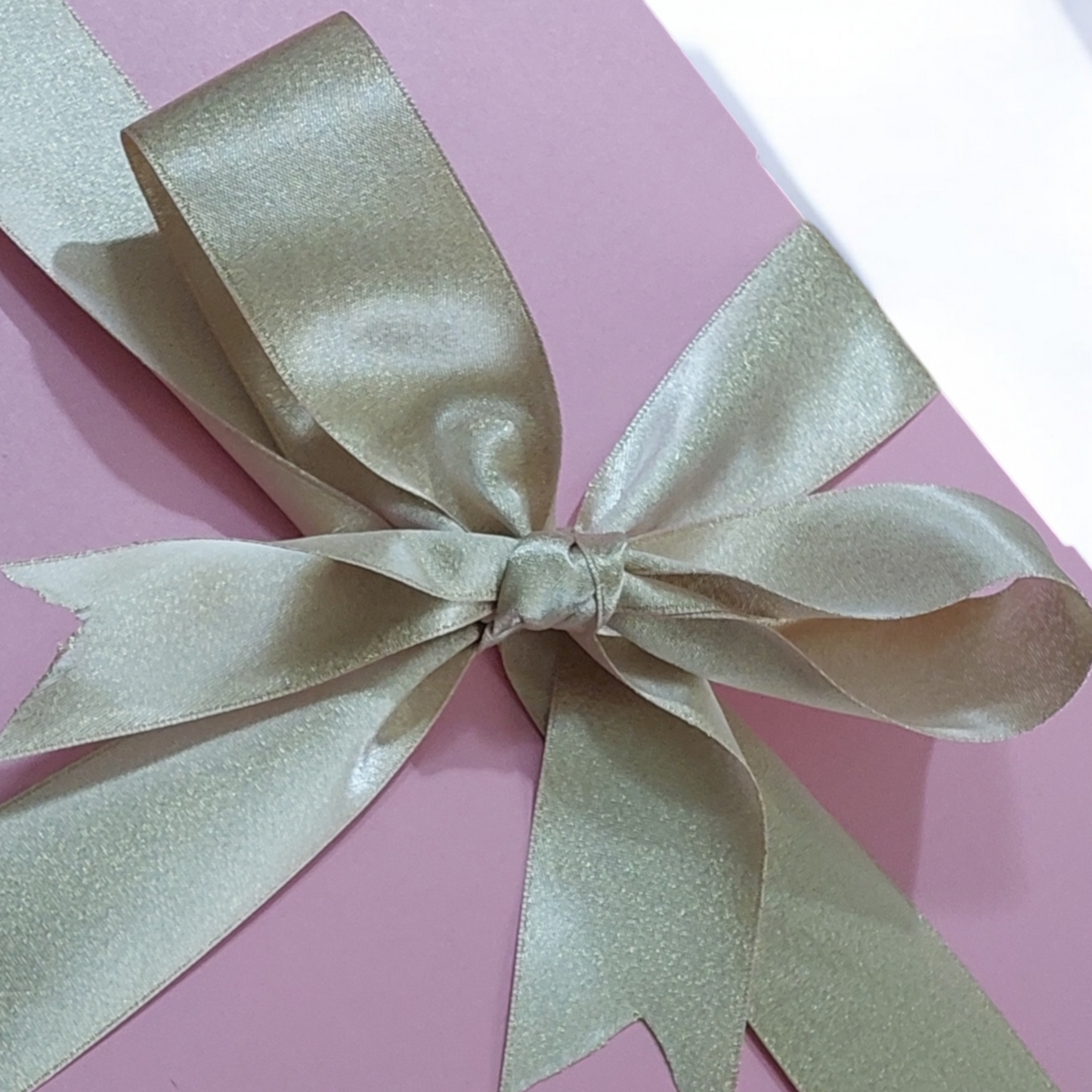 Ribbon Colour