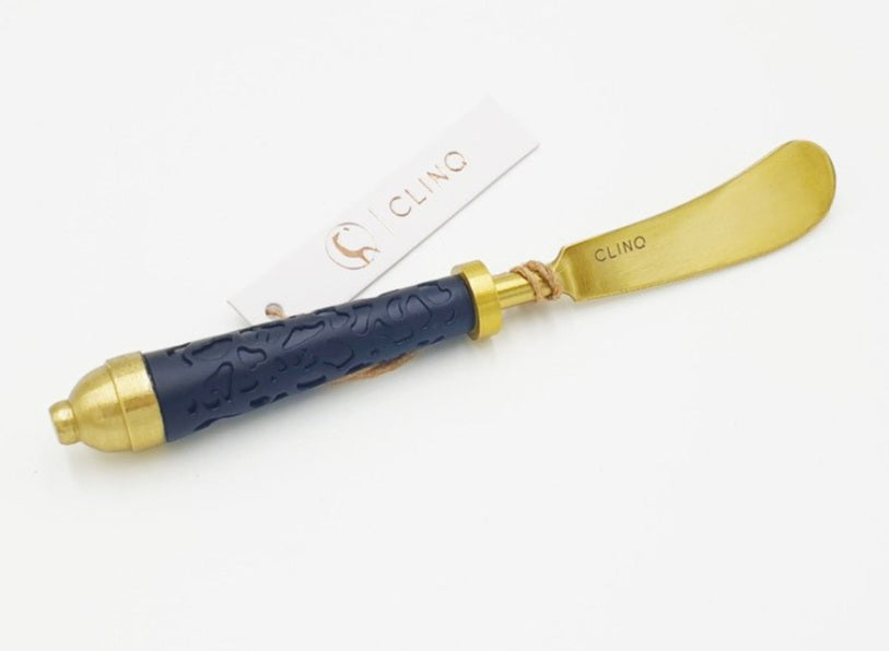 Black and Gold Spreading Knife