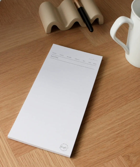 Notepad, weekly organiser desk