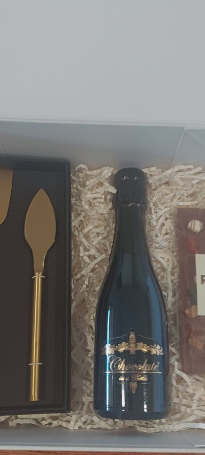 Sip and Savour Essentials Mini Hamper