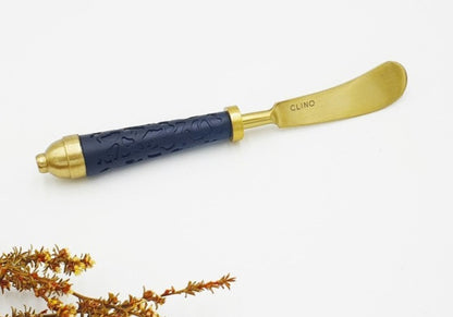 Black and Gold Spreading Knife